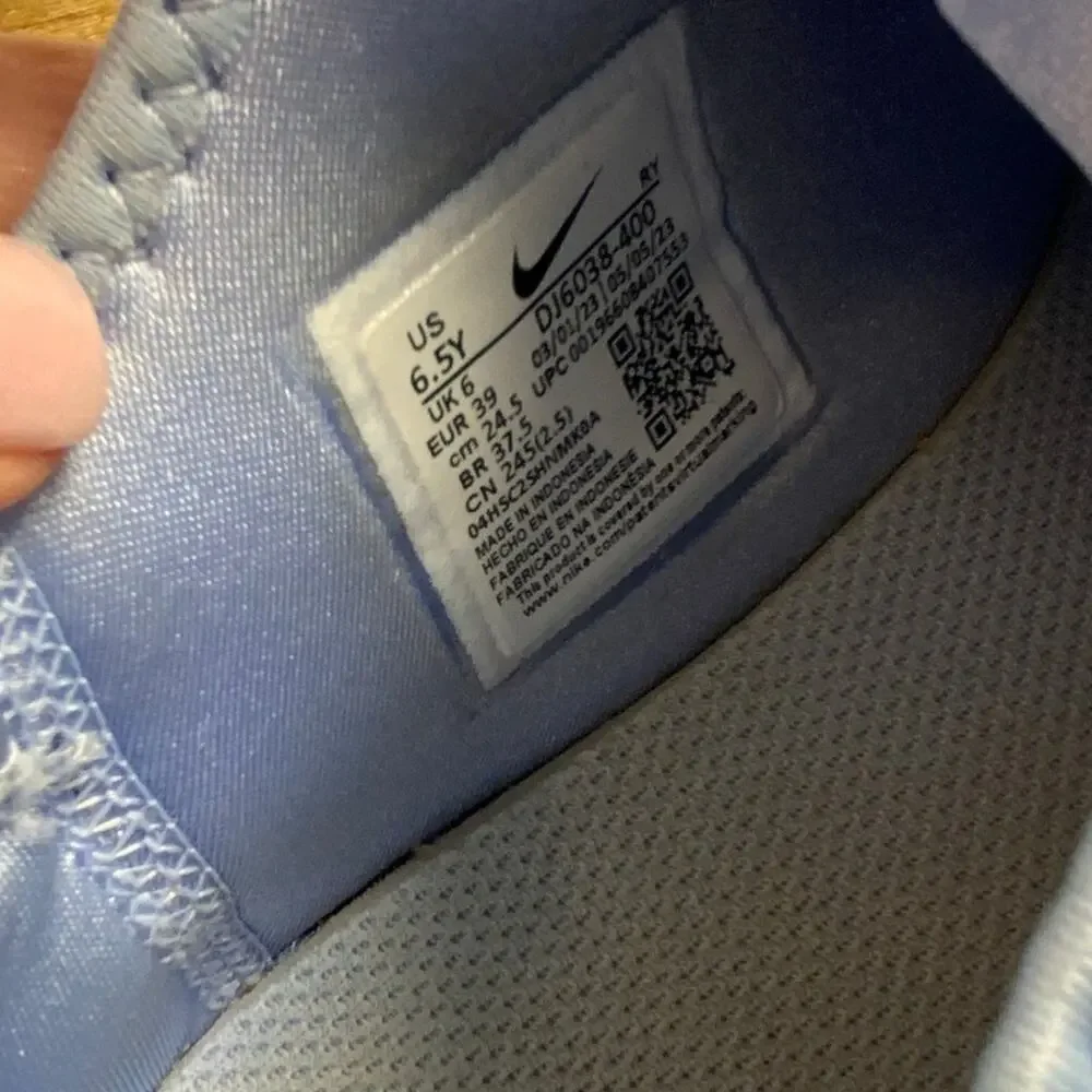 Nike‎ Flex Runner 2 lavendar girl's size 6.5